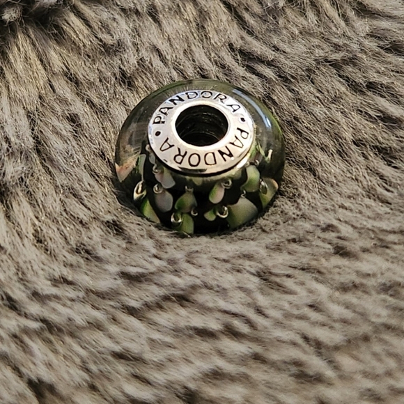 NEW Authentic Pandora Murano Glass Charm. Bundle to save on shipping costs! Pl - Picture 2 of 3